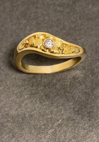 Natural Gold Nugget and Diamond Ring Natural Gold Nugget and Diamond Ring