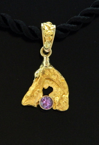 Natural Gold Nugget with Pink Sapphire Natural Gold Nugget with Pink Sapphire