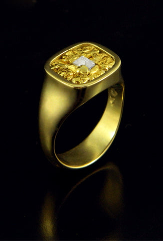 Signet Style Ring with Natural Gold and Diamond Crystal