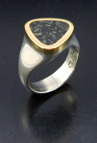 Kimberlite Ring